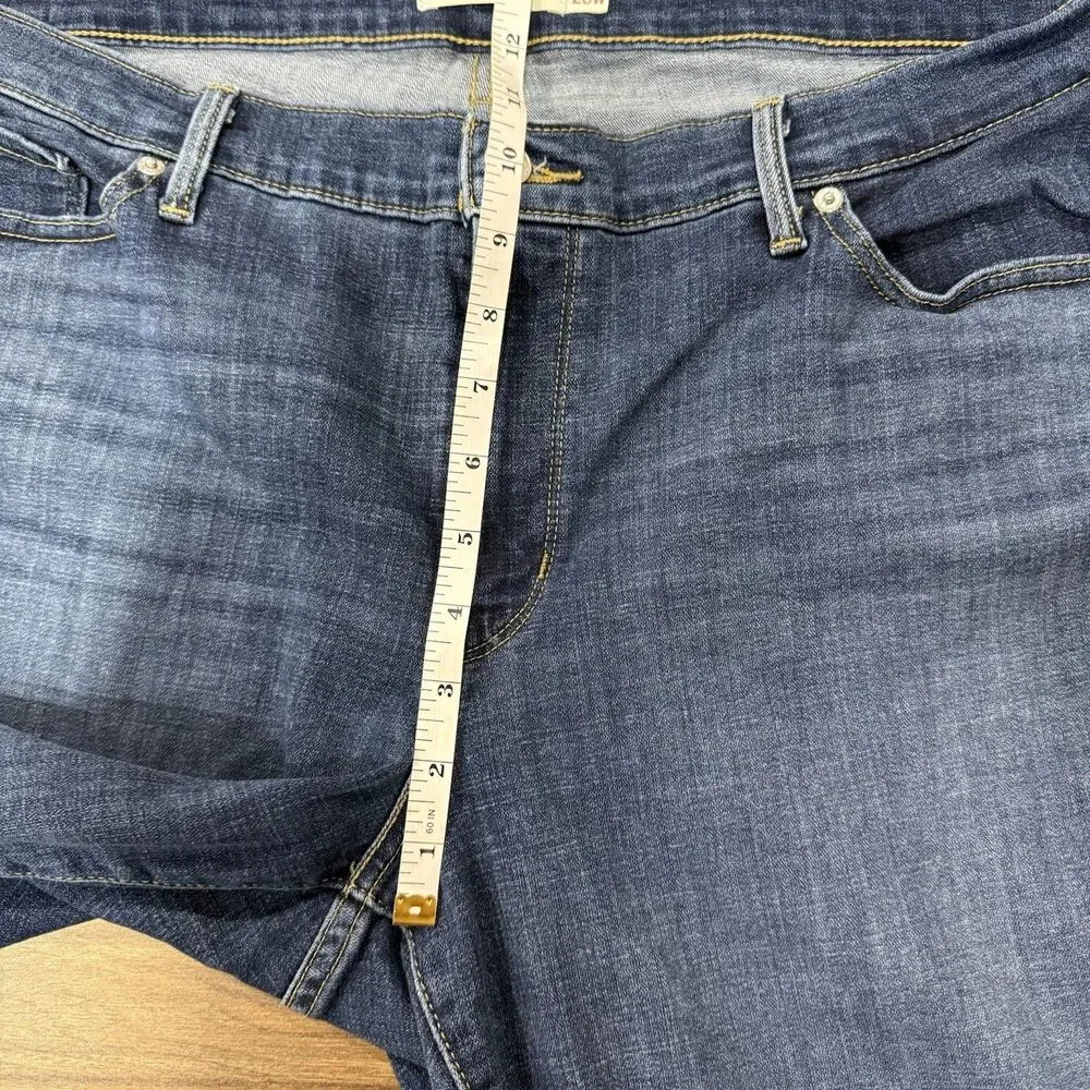 Levis Blue Mid Wash Classic Straight Leg Womens Jeans Size 20W